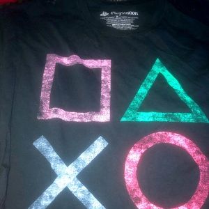 Mens shirt. Size: Small